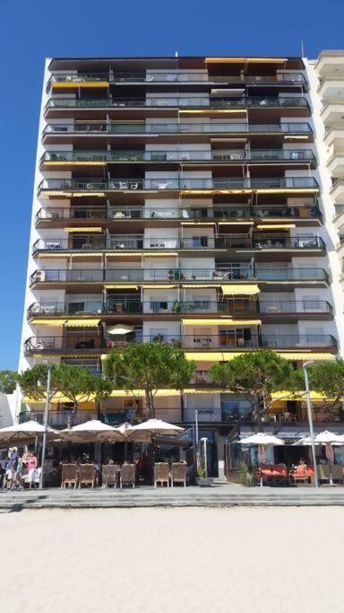 Ferienwohnung Pis Embaixador 1A Linea De Mar Castell-Platja d’Aro Exterior foto