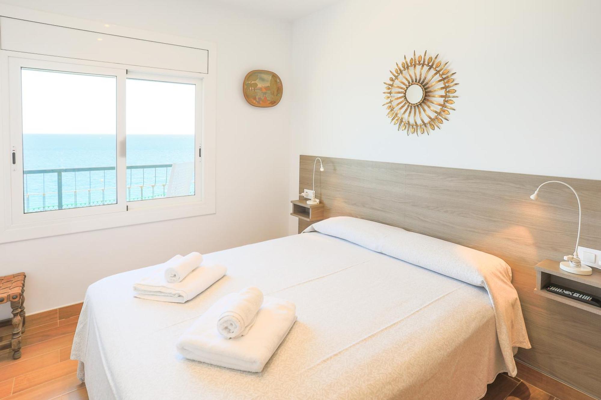 Ferienwohnung Pis Embaixador 1A Linea De Mar Castell-Platja d’Aro Exterior foto